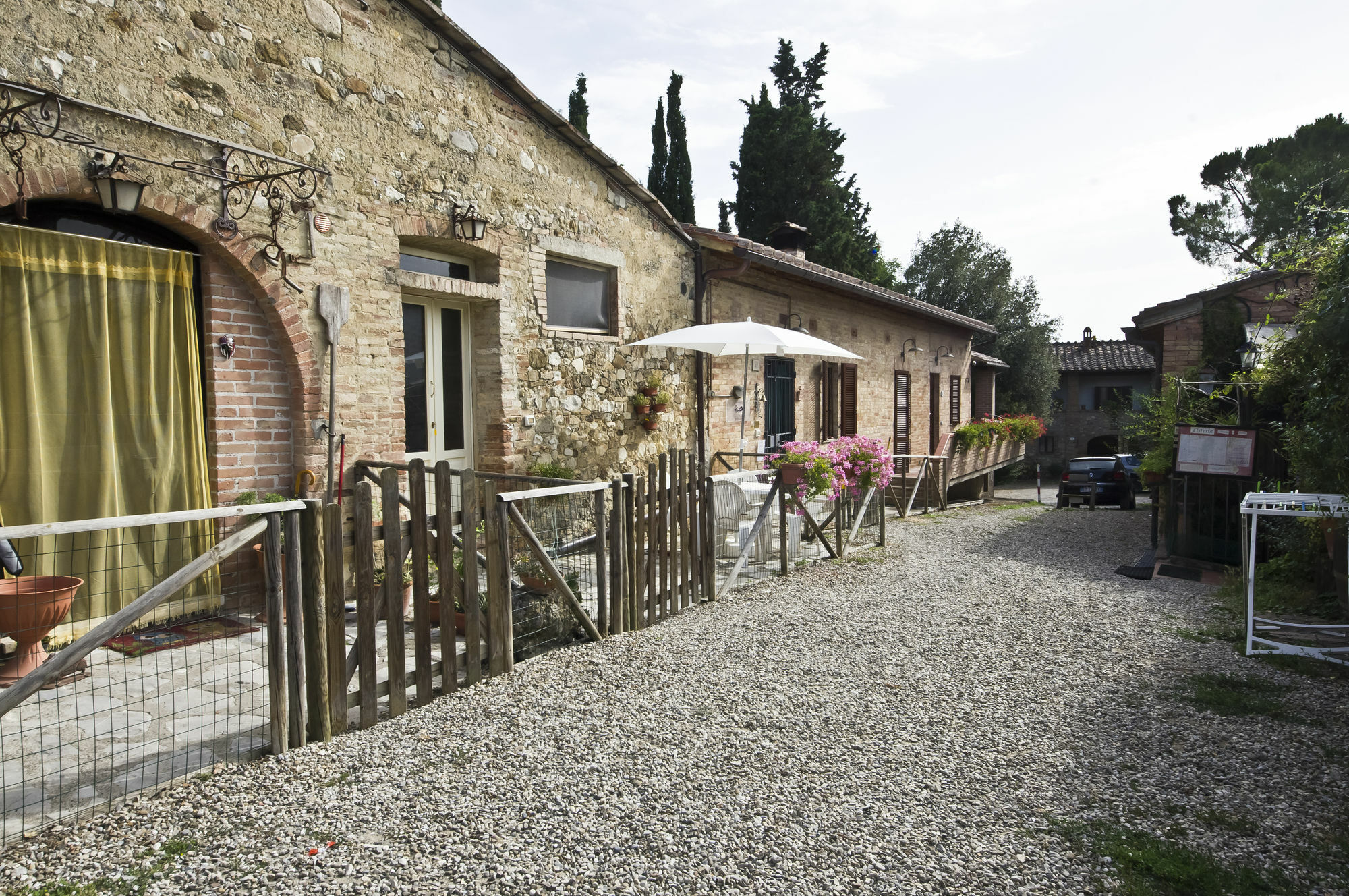 Agriturismo La Magione Quercegrossa Εξωτερικό φωτογραφία